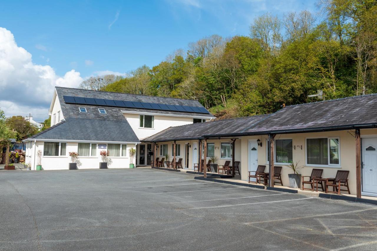 Estuary Lodge Motel B&B Talsarnau Exterior photo