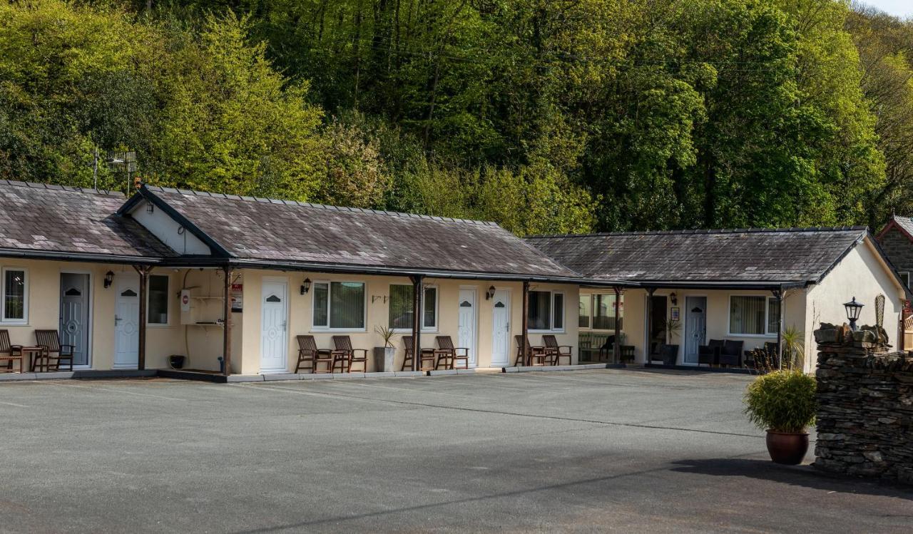 Estuary Lodge Motel B&B Talsarnau Exterior photo